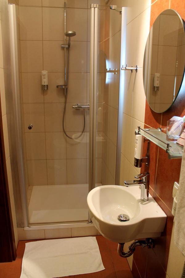 Hotel Linder Malnia Quarto foto